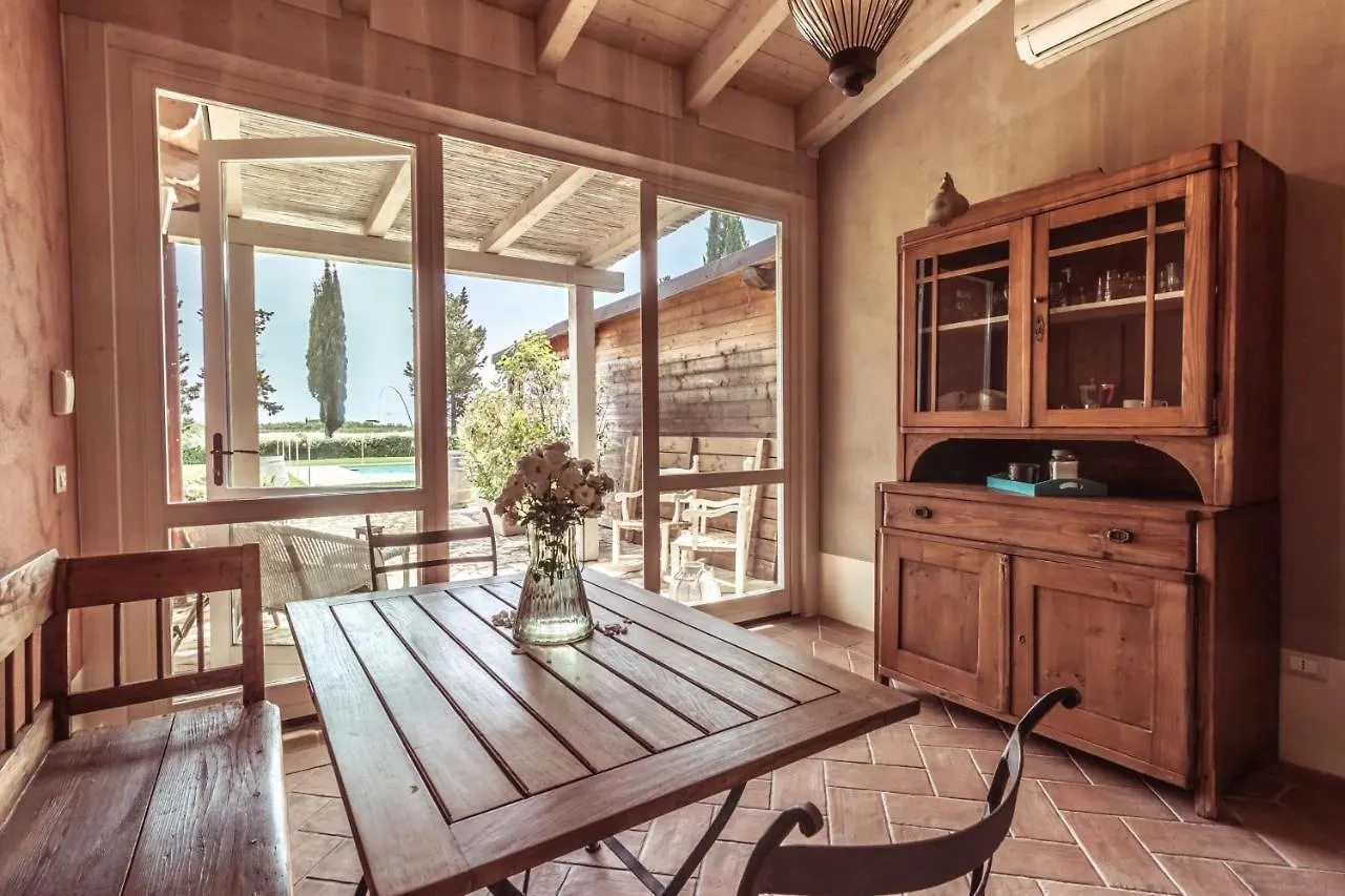 Guadalupe Tuscany Resort Braccagni Country house